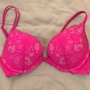 Victoria’s secret hot pink lace push up bra